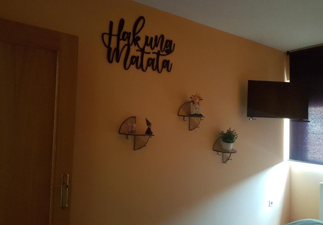 Apartahotel La Lastrilla Bagian luar foto