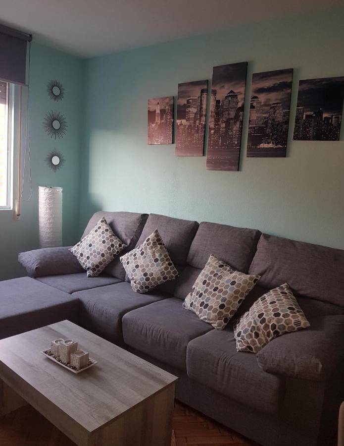 Apartahotel La Lastrilla Bagian luar foto